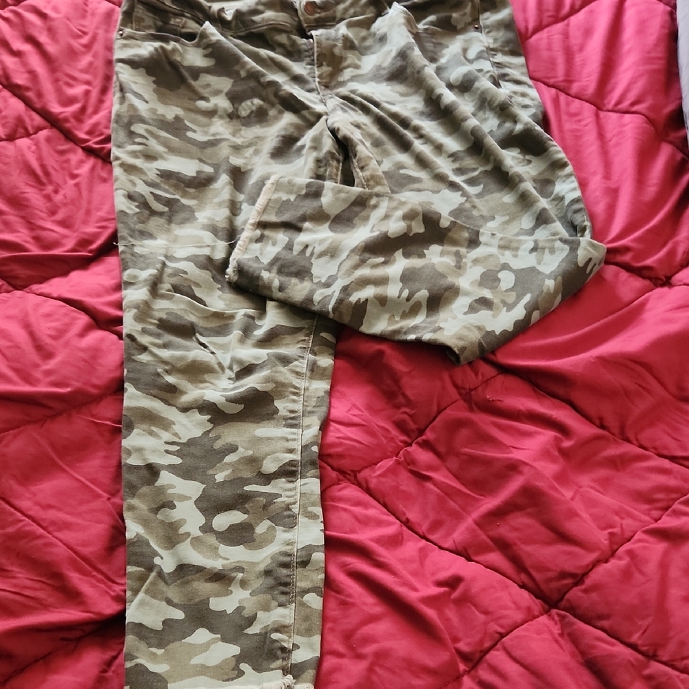 Old Navy Camouflage Women Jeans